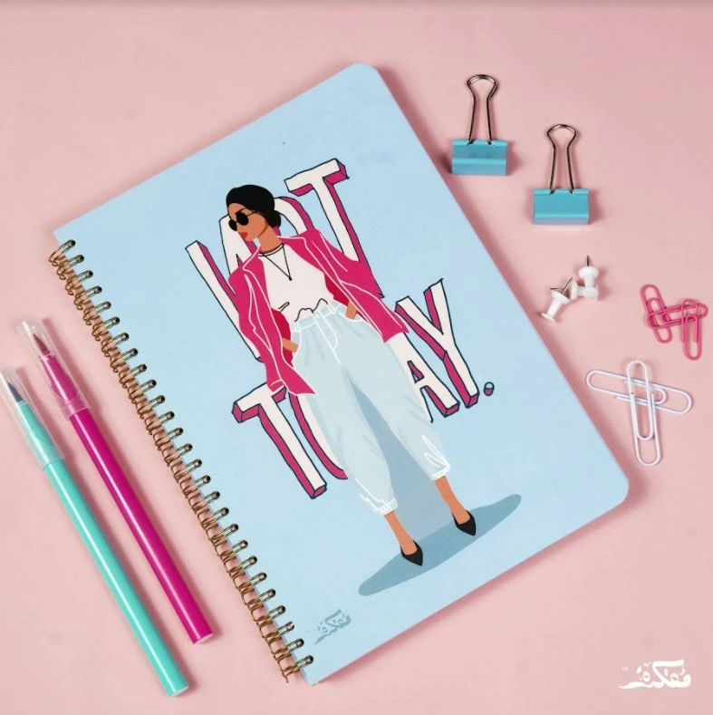 دفتر سلك بتصميم جميل مقاس A4 - خمس مواضيع من مفكرة - مفكرة