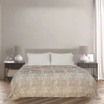 بطانية دافئة وناعمة من الصوف بتصميم مخمل، باللون البيج, بحجم ملوكي من نوفا هوم - نوفا هوم