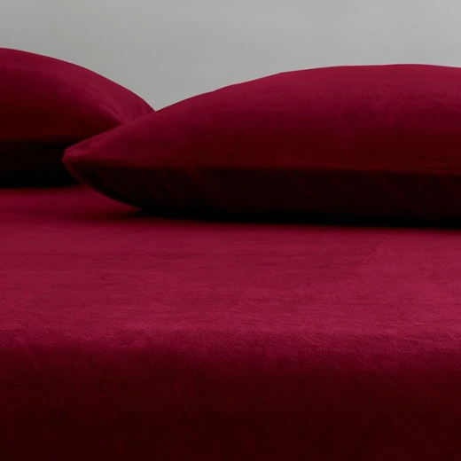 Nova home warmfit winter microfleece pillowcase set burgandy color 2 pieces - Nova Home - Image 4