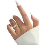 خاتم بتصميم مجوف ، باللون الذهبي