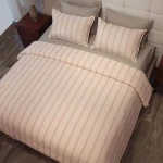 طقم وجه لحاف فاخر قطن باللون الوردي مشمشي, 3 قطع, مجوز, مجوز كبير من نوفا هوم - نوفا هوم