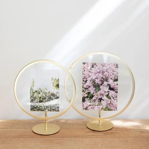 Umbra round photo frame, light gold 4*6 cm - Umbra - Image 3