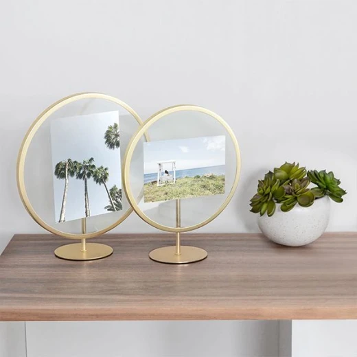 Umbra round photo frame, light gold 4*6 cm - Umbra - Image 2