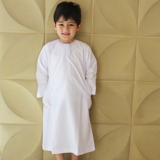 دشداشة أطفال صيفية, باللون الأبيض - Image 3