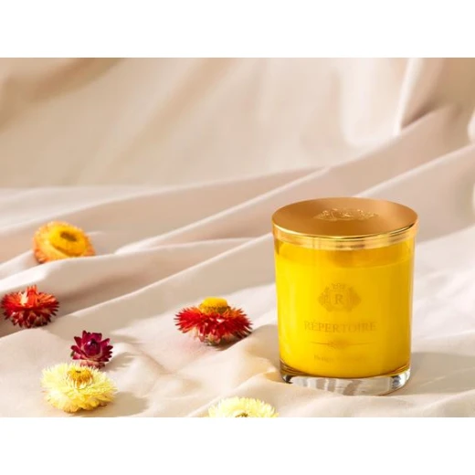 شمعة معطرة بالفتيل ريبيرتوار ميموزا, باللون الأصفر, 170 جرام من مدام كوكو - مدام كوكو - Image 4