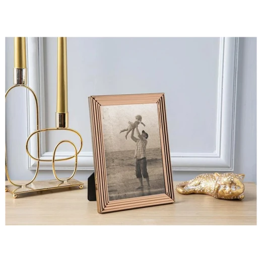 إطار ألومنيوم نقي, 13 × 18 سم من انجلش هوم إطار ألومنيوم نقي, 13 × 18 سم من انجلش هوم
