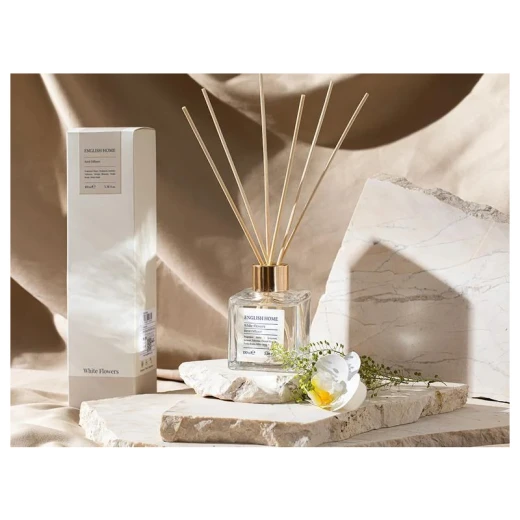 معطر غرف ستيك بعطر الزهور البيضاء, 100 مل من إنجلش هوم معطر غرف ستيك بعطر الزهور البيضاء, 100 مل من إنجلش هوم