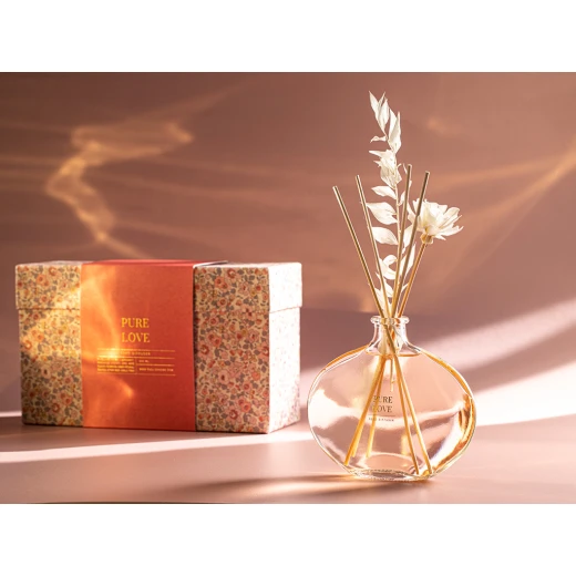 معطر غرف ستيك بيور لوف, 200 مل من إنجلش هوم معطر غرف ستيك بيور لوف, 200 مل من إنجلش هوم