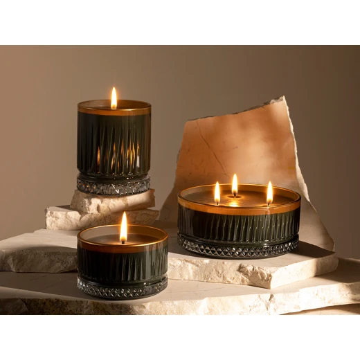شمعة معطرة فاخرة, 285 غرام من انجلش هوم - انجلش هوم - Image 2