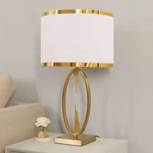مصباح مكتبي ريجنسي أو - أبيض من ارمان - ارمن - Image 2