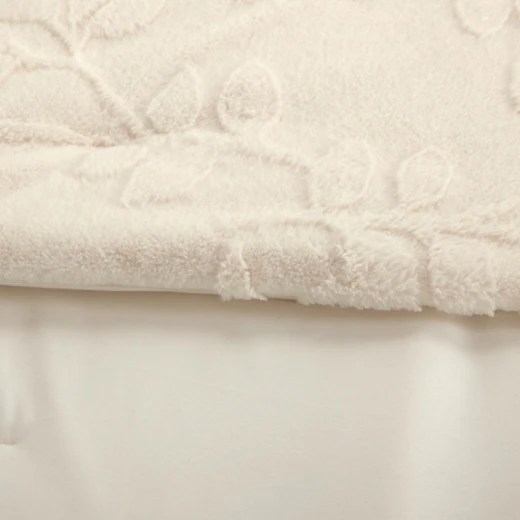 Nova Home Fleurfur Winter Jaquard Fur Comforter  Set - King/Super King - Ivory 6Pcs - Nova Home - Image 7