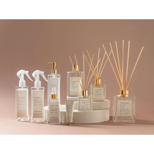 بخاخ معطر للغرفة بالزهور البيضاء 400 مل بيج - انجلش هوم - Image 2