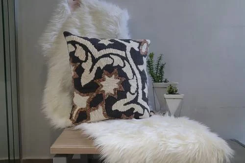 غطاء وسادة تطريز كازابلانكا مميز 50*50 من نوفا - نوفا - Image 2