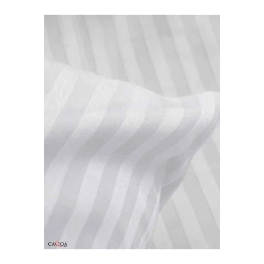 طقم وجه لحاف ستايل فندقي, بحجم 220*260, باللون الابيض من نوفا هوم - نوفا هوم - Image 3