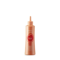 Fanola Vitamins Energy Detox 195ml deeply cleanses the scalp, removes impurities and excess oil buildup, and leaves hair feeling fresh, revitalized, and energized.