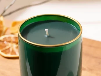 شمعة ايفلين المعطرة 190 جرام أخضر من انجلش هوم - انجلش هوم - Image 3
