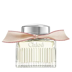 Chloé Signature Lumineuse Eau de Parfum 50 ml Sensual Floral Fragrance for Women Elegant Perfume