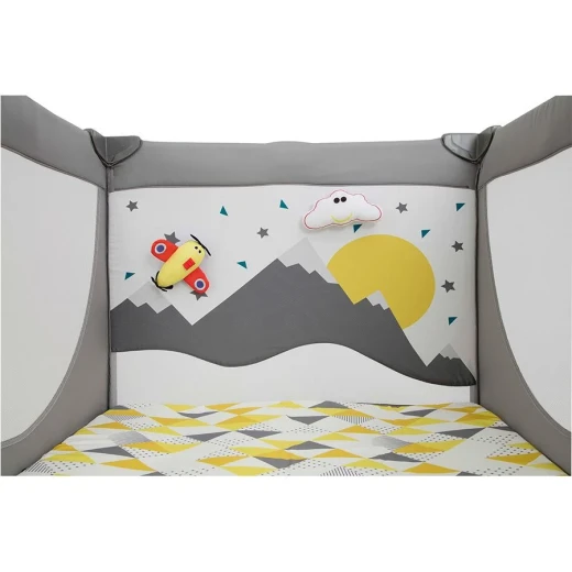 حاجز لعب الأطفال Joie Cheer Little Explorer: حاجز لعب محمول وآمن للأطفال لوقت اللعب والقيلولة. يوفر هذا الحاجز المحمول مساحة آمنة لطفلك للاستكشاف والراحة. مثالي للاستخدام الداخلي والخارجي يتميز بتص - جوي - Image 3