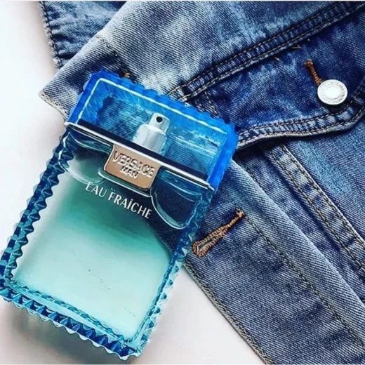 Versace Man Eau Fraiche Cologne 100ml for Men: Invigorating Citrus Aquatic Summer Fragrance - Versace - Image 3