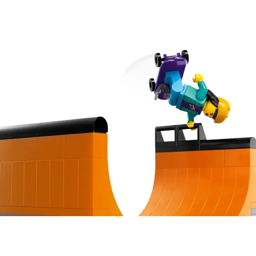 طقم لعبة حديقة التزلج في مدينة ليغو 60364، يتضمن لوح تزلج، دراجة BMX، سكوتر، وزلاجات، بالإضافة إلى 4 شخصيات صغيرة للعب التخيلي، هدية ممتعة للأطفال وعشاق التزلج - ليجو - Image 5