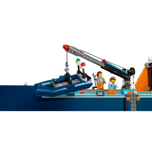 LEGO City قارب استكشاف الغوص 60377 - لعبة بناء بحرية، تحتوي على بيئة مرجانية، غواصة صغيرة، 3 شخصيات صغيرة، ومجسمات راي مانتا، سمكة قرش، سرطان، سمكتين، و2 سلحفاة - ليجو - Image 7