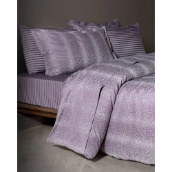 Madame COCO Auvergne Double Jacquard Satin Duvet Cover Set, 50% Cotton/Polyester, Dark Plum, Includes Duvet Cover, Sheet & 2 Pillowcases