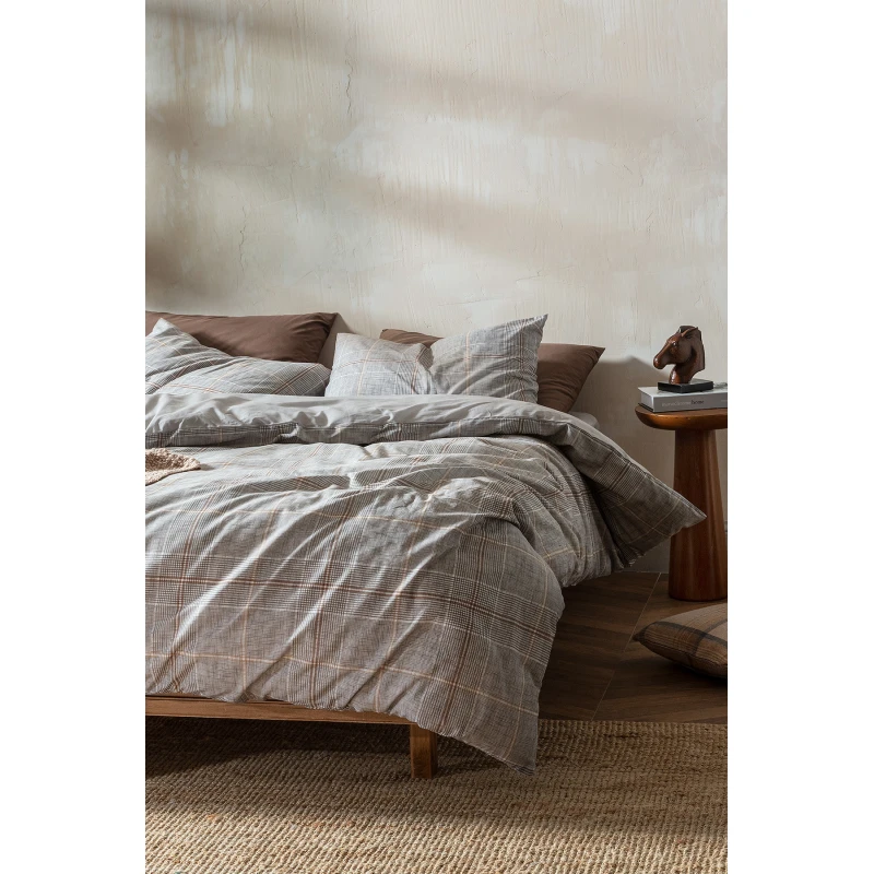 طقم غطاء لحاف مزدوج بيتين – 200×220 سم + 2 × (50×70 سم) + 240×260 سم من مادام كوكو - مدام كوكو