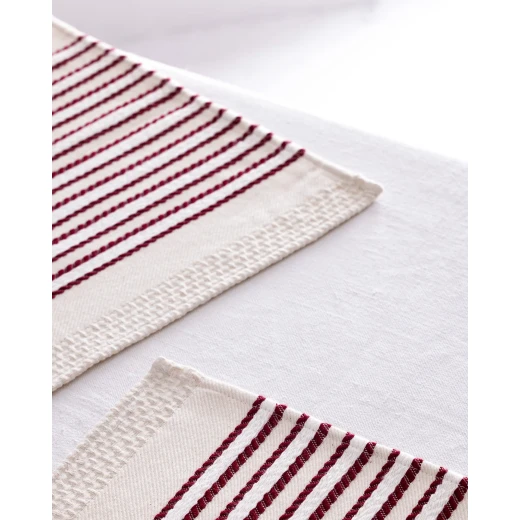 طقم مفرش مائدة رونيت 2 قطعة, قطن, بيج/أحمر, 45×35 سم, ديكور أنيق للمائدة للاستخدام اليومي والمناسبات من مدام كوكو - مدام كوكو - Image 3