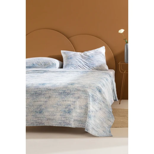 طقم بيكيه مطبوع موديل بينو 6 قطع: غطاء سرير 230×260 سم + شرشف 240×280 سم + 2 كيس وسادة 50×75 سم ناعم وأنيق من مدام كوكو