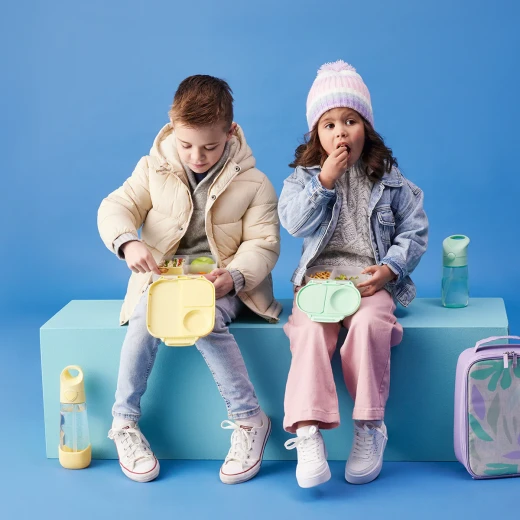 b.box Spearmint Lunchbox, Leakproof Bento Lunch Box with Gel Cooler Pack, Fits Whole Fruits & Sandwiches, Easy Open, Dishwasher Safe, For Kids 3+ - B.Box - Image 3