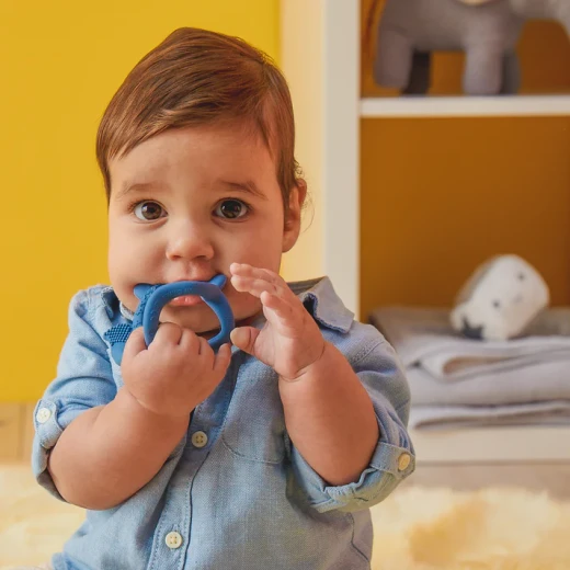 b.box Wrist Teether (Lullaby blue), Food-Grade Silicone Baby Teething Bracelet, Multi-Texture, Lightweight, Easy-Grip, Soothes Gums, Dishwasher & Steriliser Safe - B.Box - Image 4