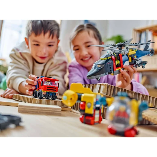 LEGO City Helicopter, Fire Truck & Submarine Remix Set – 3-in-1 action rescue toy set for creative play - LEGO - Image 3