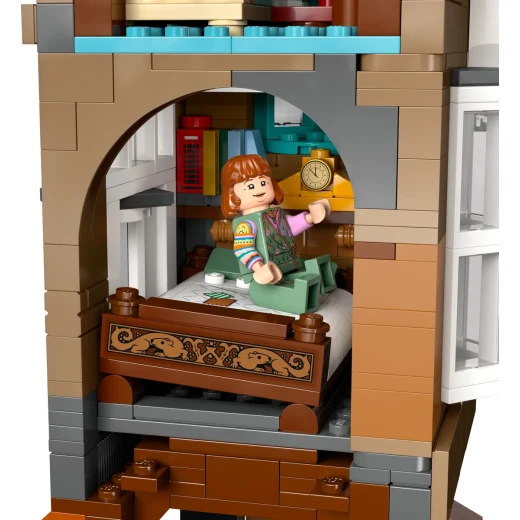 LEGO Harry Potter The Burrow Collectors’ Edition 76437 – Detailed Weasley House with 10 Minifigures - LEGO - Image 7