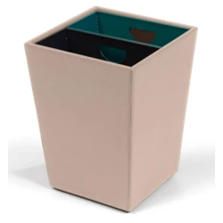Libbey Square Bin 23x23cm H 30cm – Natural Leather Storage for Elegant Home Decor