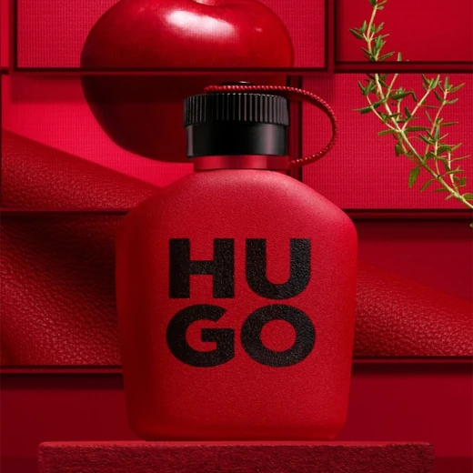 هوجو انتنس أو دي بارفان للرجال 125 مل عطر يدوم طويلاً مع التفاح الأحمر والقرفة - Hugo - Image 3
