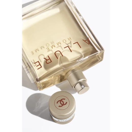 شانيل ألوغ أوم ماء تواليت 150 مل: العطر الرجالي الأيقوني، مزيج من النوتات المنعشة والحارة والخشبية، مثالي للاستخدام اليومي - شانيل - Image 2