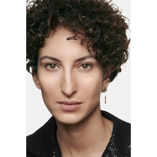 كريم أساس شانيل رقم ١ دي شانيل مرطب بلمسة نهائية لامعة لجميع أنواع البشرة ٣٠ مل مكياج بشرة متألقة - شانيل - Image 2