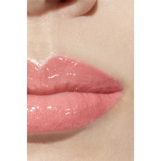 Chanel Rouge Coco Gloss Moisturizing Lip Gloss for Radiant Shine and Hydration Various Shades - Chanel - Image 4