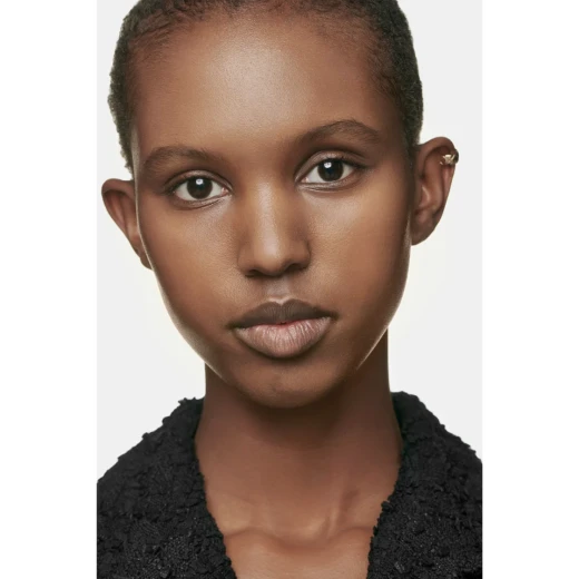 كريم أساس شانيل ليه بيجيه ووتر فريش تينت لمسة نهائية طبيعية قابلة للبناء مكياج لبشرة متألقة - شانيل - Image 4