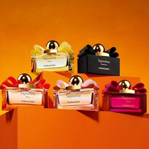 Salvatore Ferragamo Signorina Unica Eau de Parfum Gift Set for Women Floral Fragrance 3.4 oz Elegant & Confident - Salvatore Ferragamo - Image 2