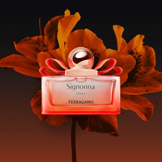 Salvatore Ferragamo Signorina Unica Eau de Parfum Gift Set for Women Floral Fragrance 3.4 oz Elegant & Confident - Salvatore Ferragamo - Image 5
