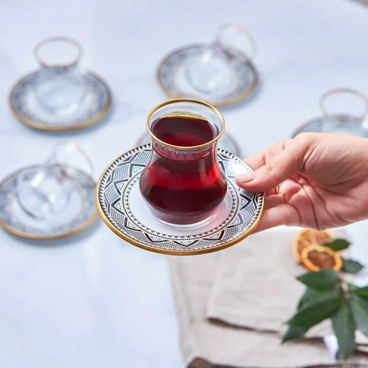 طقم شاي كاراجا جلوب لـ 6 أشخاص - أكواب زجاجية 120 مل وأطباق طقم شاي كاراجا جلوب لـ 6 أشخاص - أكواب زجاجية 120 مل وأطباق