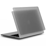 حافظة وي وو iShield لجهاز MacBook مقاس 16.2 بوصة - غلاف صلب أسود - وي وُو