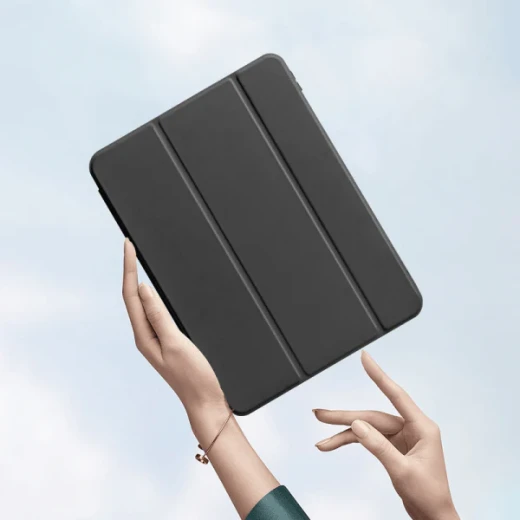 حافظة وي وو الواقية لجهاز iPad 10.2/10.5 بوصة أسود، مقاومة للصدمات، تصميم نحيف - وي وُو - Image 3