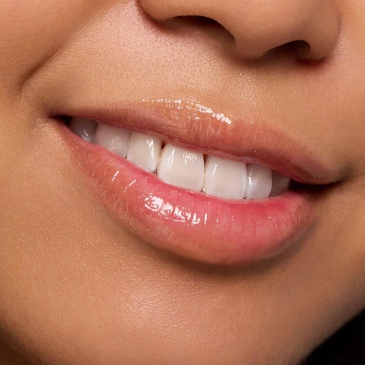 ملمع شفاه إيسنس جوسي بومب لامع 106 أصفر لامع للغاية برائحة الفاكهة - ايسنس - Image 4