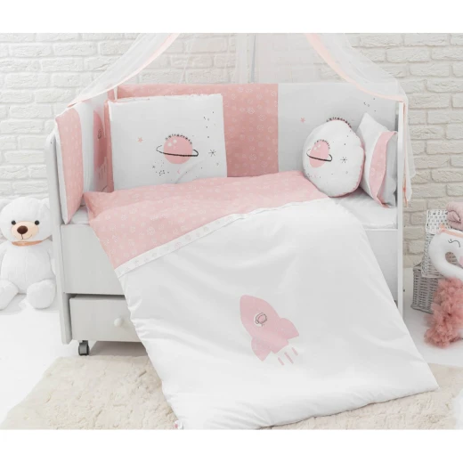 120×60 طقم نوم بيبي سبيس من مومي شوب 10 قطع طقم فراش للرضع يشمل: مخدة، لحاف، وسادات ممتصة للصدمات، شرشف، وملاءة مثبتة، مناسب للاطفال حديثي الولادة حتى 6 أشهر, مضاد للحساسية 120×60 طقم نوم بيبي سبيس من مومي شوب 10 قطع طقم فراش للرضع يشمل: مخدة، لحاف، وسادات ممتصة للصدمات، شرشف، وملاءة مثبتة، مناسب للاطفال حديثي الولادة حتى 6 أشهر, مضاد للحساسية