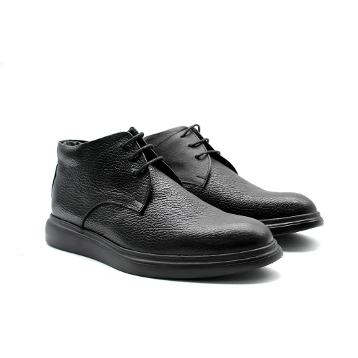 بوت رجالي برباط جلد أسود بنعل سميك وعصري (Chunky Sole) – حذاء شتوي كاجوال عالي الجودة – متانة وأناقة لجميع الإطلالات اليومية 40 بوت رجالي برباط جلد أسود بنعل سميك وعصري (Chunky Sole) – حذاء شتوي كاجوال عالي الجودة – متانة وأناقة لجميع الإطلالات اليومية 40