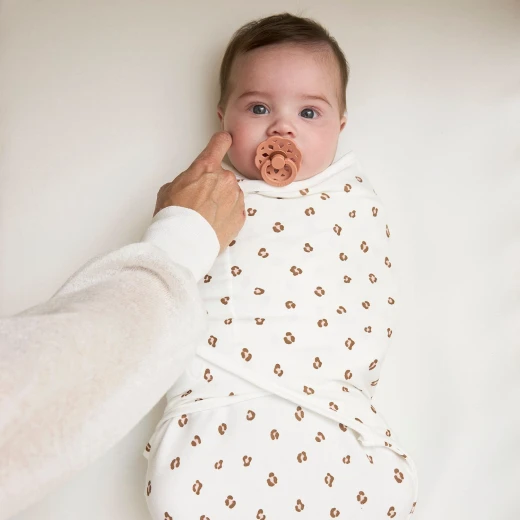 Meyco Baby Swaddle Wrap Soft Pink Mini Panther Design 0-3 Months Newborn Essentials Breathable Lightweight Comfortable Baby Sleeping Swaddling Blanket for Infants - Meyco - Image 3