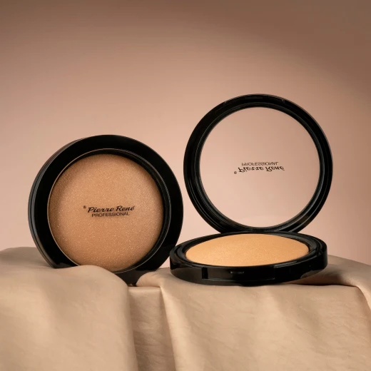 Pierre Rene Glazy Look Highlighting Powder 01 Illuminating Powder for Face and Body 12g Shimmering Finish Creates a Natural Glow Perfect for All Skin Tones - Pierre rene - Image 4
