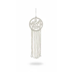 Macrame wall hanging, Ramadan home decor, decorated with the phrase "Ramadan Kareem" – an elegant design for the Ramadan atmosphere.